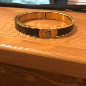 Michael kors wrist bracelet